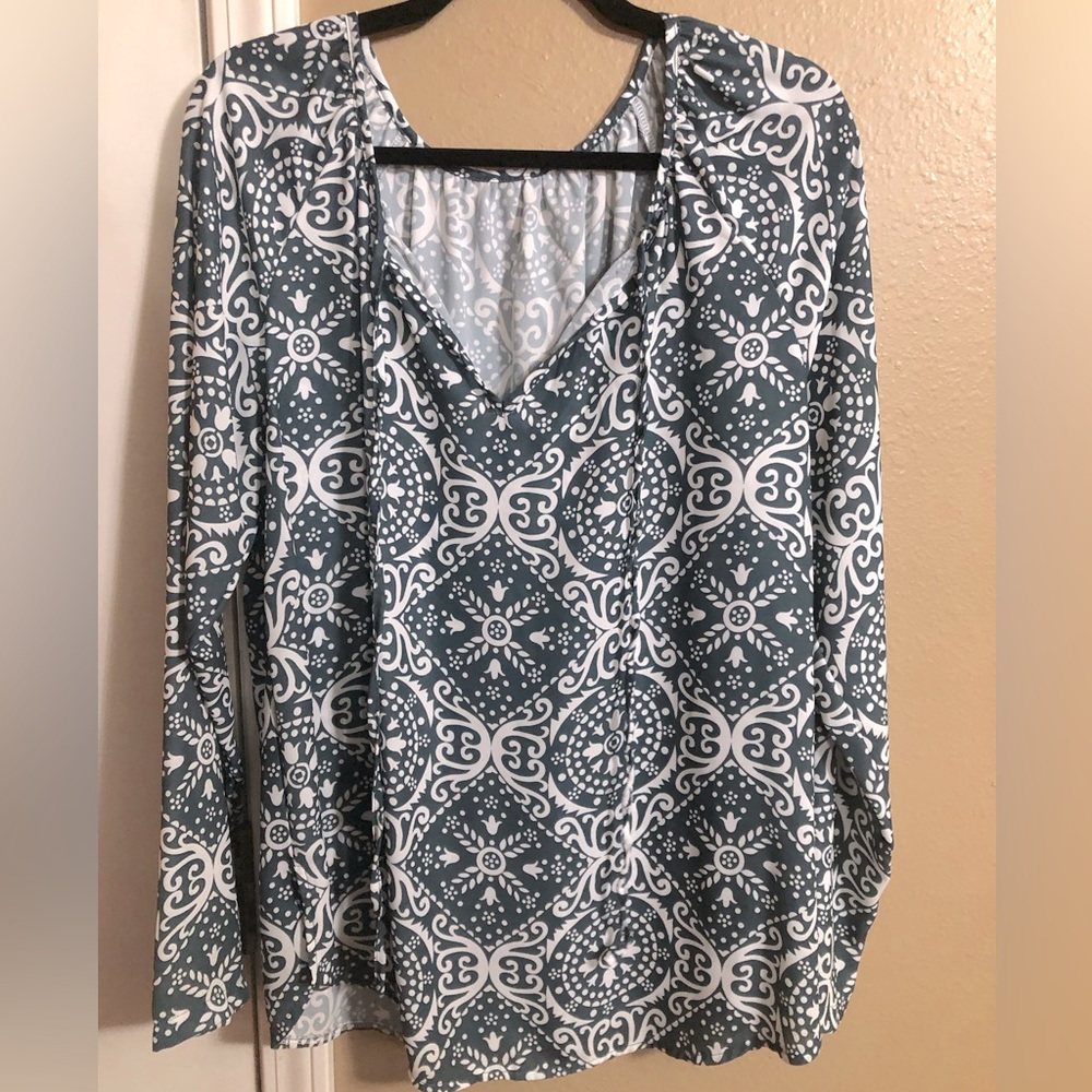 Flowy Womens Blouse | Green and White
